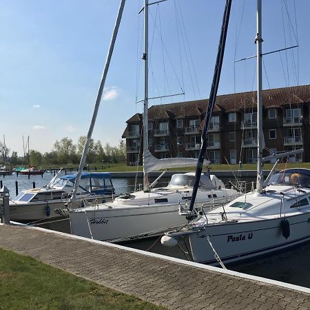 Blick auf Yachthafen an der Ostsee Ueckermünde Exterior foto