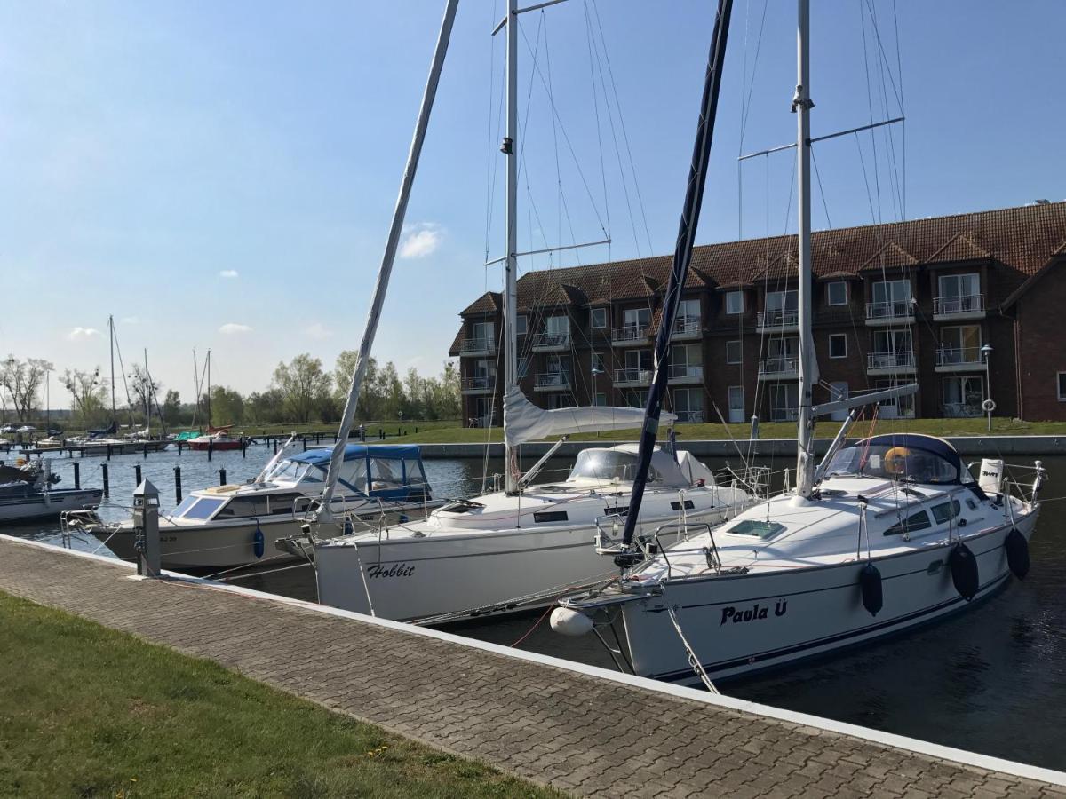 Blick auf Yachthafen an der Ostsee Ueckermünde Exterior foto